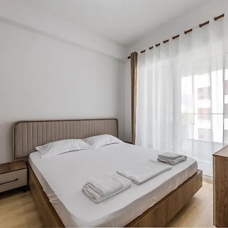 & Quiet Flat 1br By Pikhost