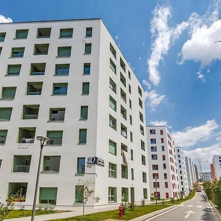 & Quiet Flat 1br By Pikhost